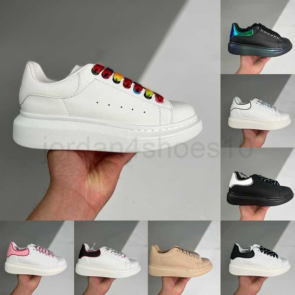 2023 luxury designer shoes platforms sneakers thick sole leather white black pink mens womens casual shoe fashion lace up velvet suede chaus
2023 luxury designer shoes platforms sneakers thick sole leather white black pink mens womens casual shoe fashion lace up velvet suede chaus