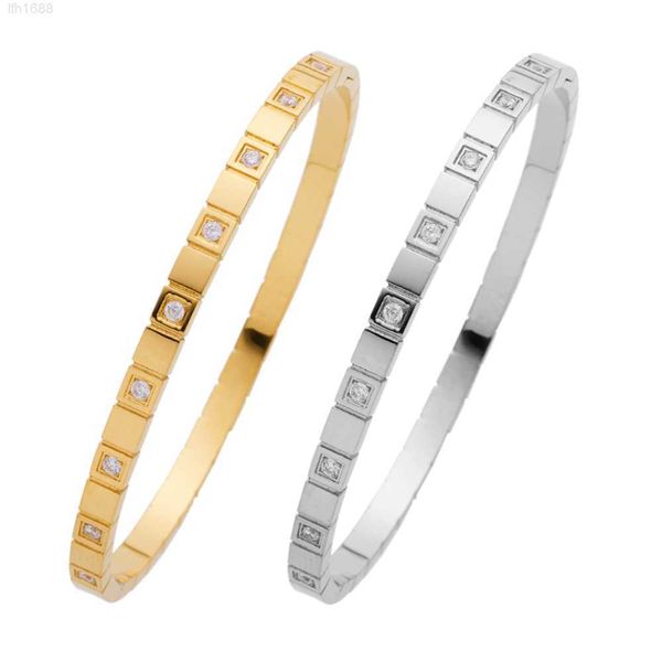 fashion fine women jewelry waterproof no fade engraved square zircon paved 18k gold plated stainless steel bracelets, Golden;silver
fashion fine women jewelry waterproof no fade engraved square zircon paved 18k gold plated stainless steel bracelets, Golden;silver