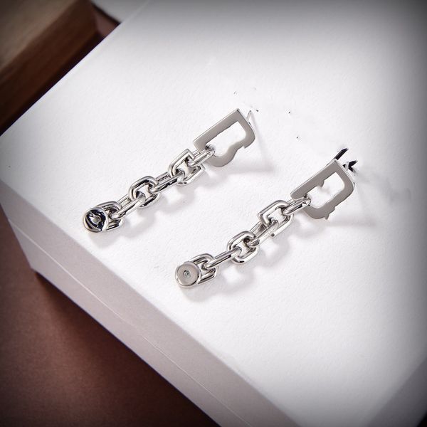 2023 high luxury letter b stud women designer europe america style studs fashion balencaigaies couple personality earrings ab1, Golden;silver
2023 high luxury letter b stud women designer europe america style studs fashion balencaigaies couple personality earrings ab1, Golden;silver