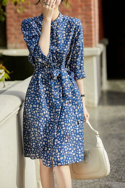 2023 spring/summer new dress summer shuyin flower belt standing collar shirt style women's dress, Black;gray
2023 spring/summer new dress summer shuyin flower belt standing collar shirt style women's dress, Black;gray