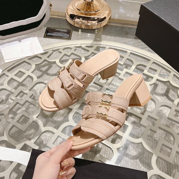 designer womens sandals chain cloth head chunky heel slippers inside sheepskin high heels 5.5cm hardware metal buckle brand outdoor beach sh, Black
designer womens sandals chain cloth head chunky heel slippers inside sheepskin high heels 5.5cm hardware metal buckle brand outdoor beach sh, Black