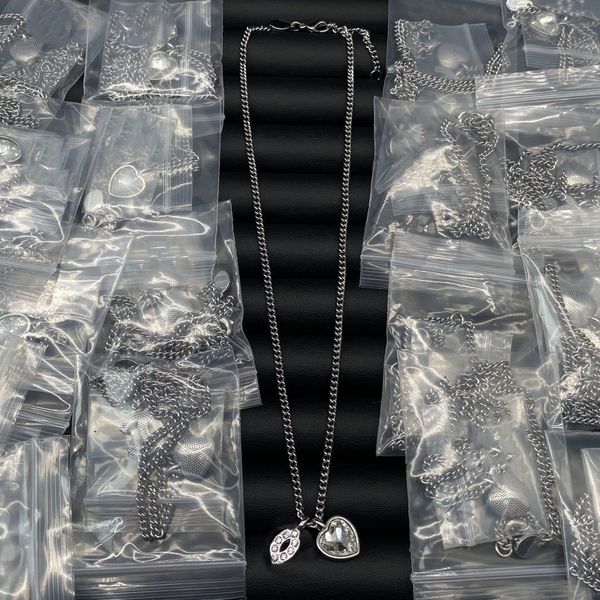 pendant necklace channel necklace gold chain style luxury designer brand women's fashion jewelry vbxet, Silver
pendant necklace channel necklace gold chain style luxury designer brand women's fashion jewelry vbxet, Silver