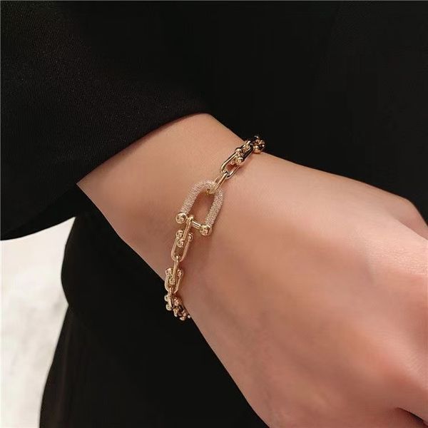 slightly zircon inlaid chain hip hop cool small bracelet design style bracelet metal texture with bracelet, Black
slightly zircon inlaid chain hip hop cool small bracelet design style bracelet metal texture with bracelet, Black