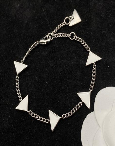 luxurys fashion necklaces designers brands jewelry classic casual silver necklace for womens fancy dress wedding party jewellery g1597341
luxurys fashion necklaces designers brands jewelry classic casual silver necklace for womens fancy dress wedding party jewellery g1597341