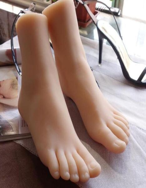 38 fat real female doll foot mannequin silicone pography silk stockings jewelry model soft silica gel 2pclot8462663, Khaki
38 fat real female doll foot mannequin silicone pography silk stockings jewelry model soft silica gel 2pclot8462663, Khaki