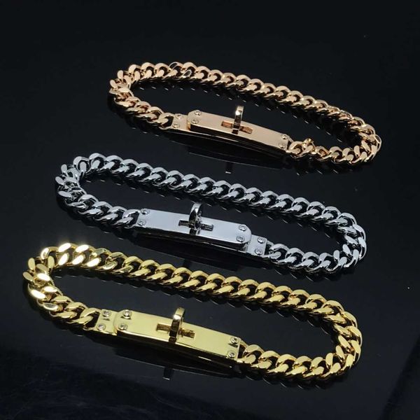kelly half diamond bare temperament ins plated 18k rose gold pig nose couple bracelet, Golden;silver
kelly half diamond bare temperament ins plated 18k rose gold pig nose couple bracelet, Golden;silver