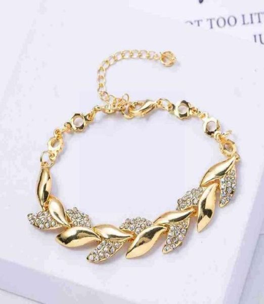 bohemian luxury rhinestones gold color leaves women vintage bracelet charm bangles female wedding jewelry elegant l6k79518991, Black
bohemian luxury rhinestones gold color leaves women vintage bracelet charm bangles female wedding jewelry elegant l6k79518991, Black