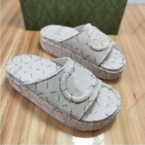 women's sandal fashion classic flower brocade flatsole slippers leather rubber boots platform flip flop gear beach shoes loafers 35-42, Black
women's sandal fashion classic flower brocade flatsole slippers leather rubber boots platform flip flop gear beach shoes loafers 35-42, Black