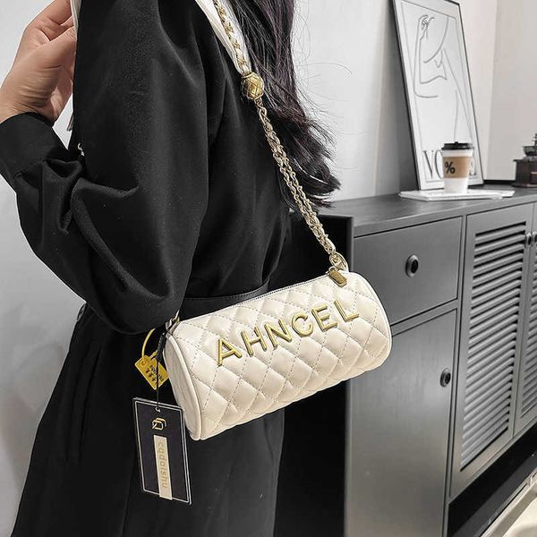 50% off 2023 fashion handbag lingge embroidered thread for women's autumn/winter new popular temperament versatile chain crossbody smal
50% off 2023 fashion handbag lingge embroidered thread for women's autumn/winter new popular temperament versatile chain crossbody smal