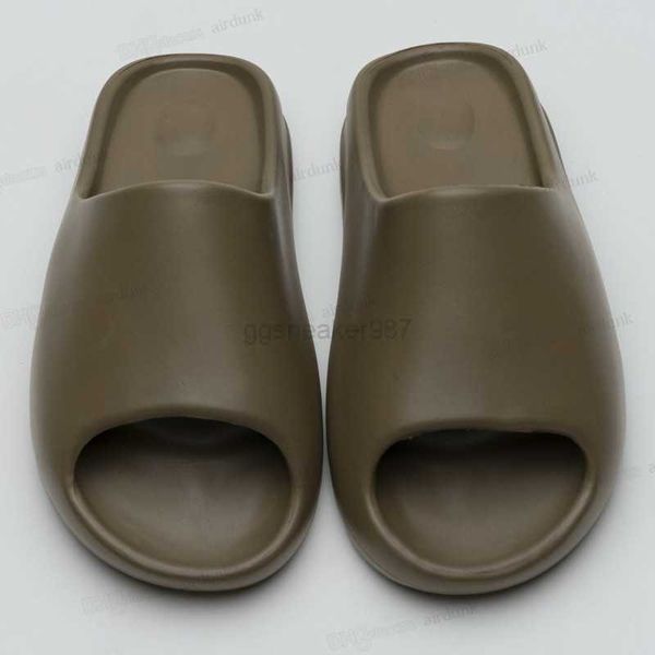slippers 2023 designer men woman slider vermillion mineral blue onyx pure sandals slide slipper foam ochre runr bone resin clog desert3333, Black
slippers 2023 designer men woman slider vermillion mineral blue onyx pure sandals slide slipper foam ochre runr bone resin clog desert3333, Black