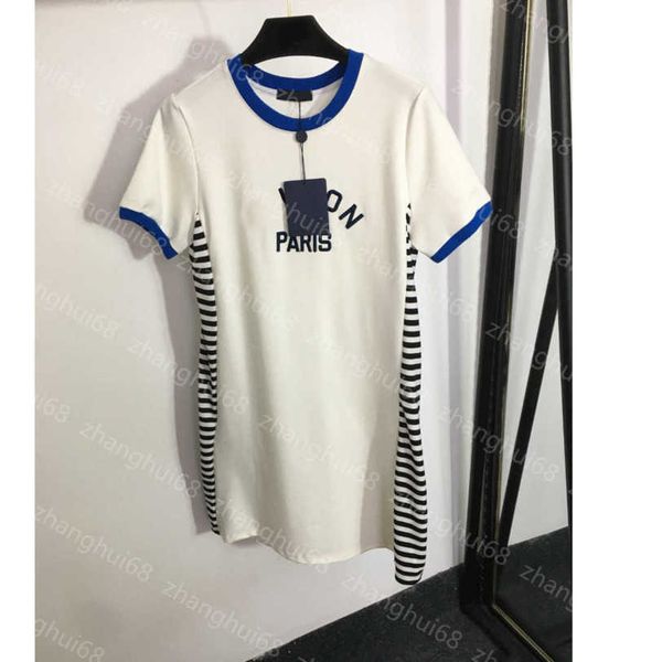 23ss womens designer clothing women dresses summer dress embroidered monogram side striped print short-sleeved dress on the chest womens clo, Black;gray
23ss womens designer clothing women dresses summer dress embroidered monogram side striped print short-sleeved dress on the chest womens clo, Black;gray