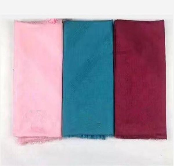 100% silk scarf fashion print pattern ladies collar 140*140cm designer scarfs women outdoor beach shawl cashmere scarves 15 color, Blue;gray
100% silk scarf fashion print pattern ladies collar 140*140cm designer scarfs women outdoor beach shawl cashmere scarves 15 color, Blue;gray