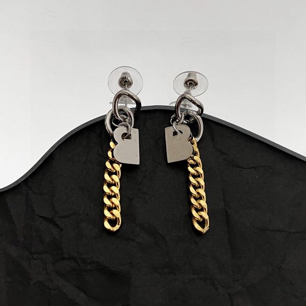 2023 luxury letter b stud women designer europe america style studs fashion balencaigaies couple personality earrings ab1j, Golden;silver
2023 luxury letter b stud women designer europe america style studs fashion balencaigaies couple personality earrings ab1j, Golden;silver
