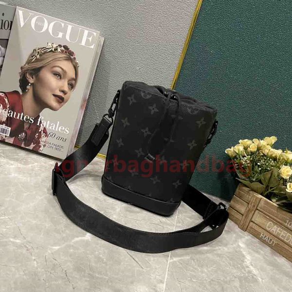 designer famous handbags cross body neonoe shoulder bags noe leather drawstring bucket bag women cowhide embossed pattern flower printing ba
designer famous handbags cross body neonoe shoulder bags noe leather drawstring bucket bag women cowhide embossed pattern flower printing ba