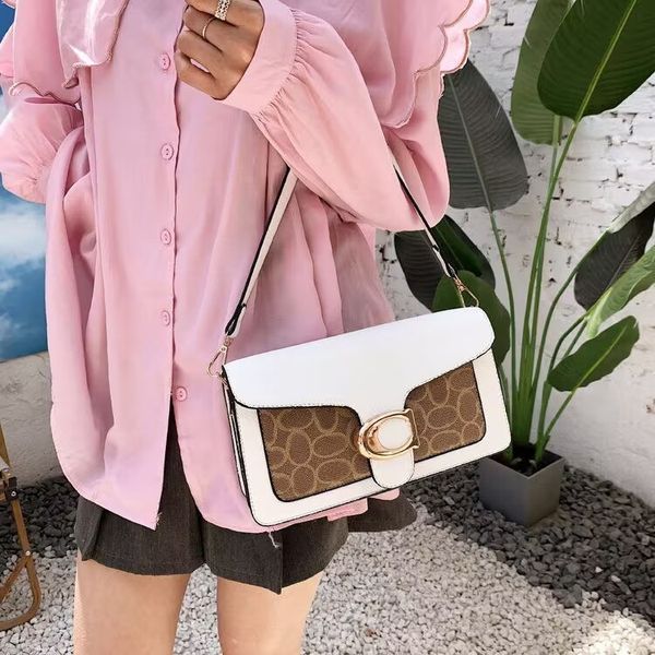 2023 luxury women's crossbody mirror high grade leather quality designer leather bag ladies fashion crossbody with dust bag
2023 luxury women's crossbody mirror high grade leather quality designer leather bag ladies fashion crossbody with dust bag