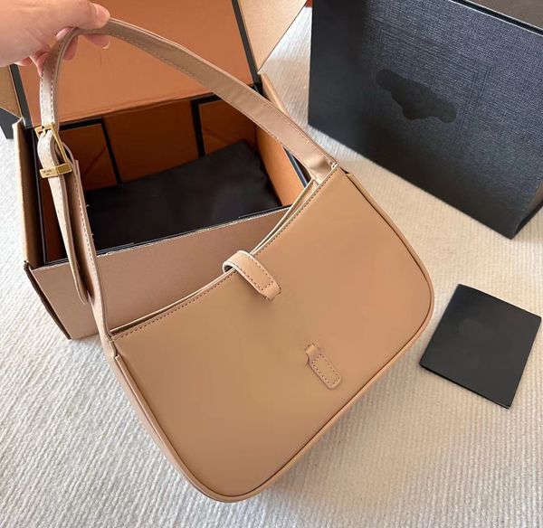 designer bag hobo underarm bag shoulder bags flap handbags crossbody bag heart shaped decoration tarpaulin genuine leather bags wholesale ys
designer bag hobo underarm bag shoulder bags flap handbags crossbody bag heart shaped decoration tarpaulin genuine leather bags wholesale ys
