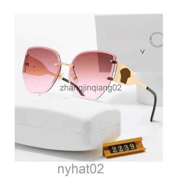 designer versage sunglasses cycle luxurious fashion sports polarize square sunglass for mens womans vintage baseball new hip hop uv protecti, White;black
designer versage sunglasses cycle luxurious fashion sports polarize square sunglass for mens womans vintage baseball new hip hop uv protecti, White;black