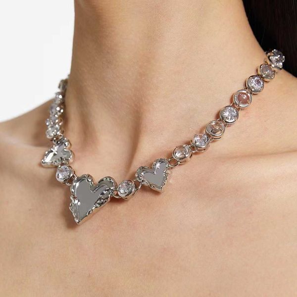 heavy industry design light luxury fashion temperament mirror love necklace ins temperament diamond inlaid collar neck chain female, Black
heavy industry design light luxury fashion temperament mirror love necklace ins temperament diamond inlaid collar neck chain female, Black