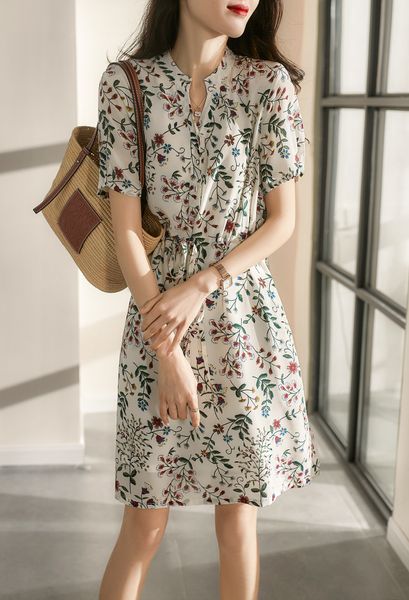 high end silk floral skirt 2023 summer new mid length spring women's clothing, Black;gray
high end silk floral skirt 2023 summer new mid length spring women's clothing, Black;gray