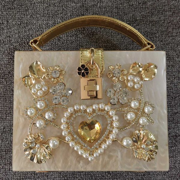 acrylic diamond inlaid dinner bag, cloud rubber handbag, makeup bag, fashionable square bag, crossbody women's bag, acrylic 230513
acrylic diamond inlaid dinner bag, cloud rubber handbag, makeup bag, fashionable square bag, crossbody women's bag, acrylic 230513