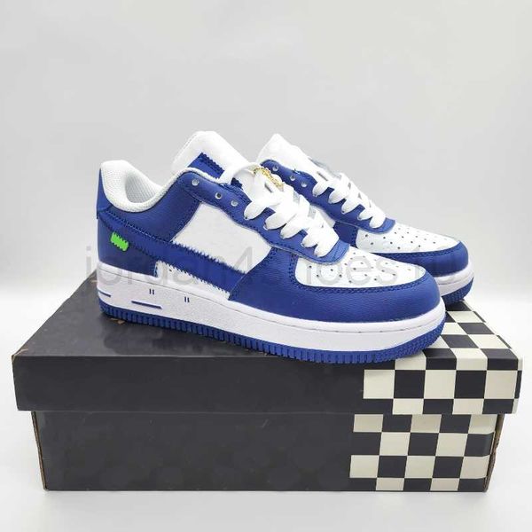limit edition man casual shoes women luxury designer sneakers blue red white green with box 5.0
limit edition man casual shoes women luxury designer sneakers blue red white green with box 5.0