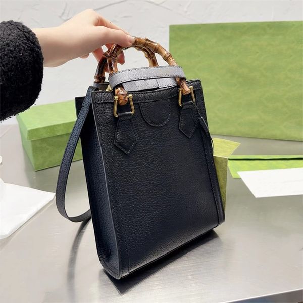 2023 bamboo phone bags designer bag crossbody tote bag woman mens leather smartphone shoulder totes small handbag 5a quality
2023 bamboo phone bags designer bag crossbody tote bag woman mens leather smartphone shoulder totes small handbag 5a quality