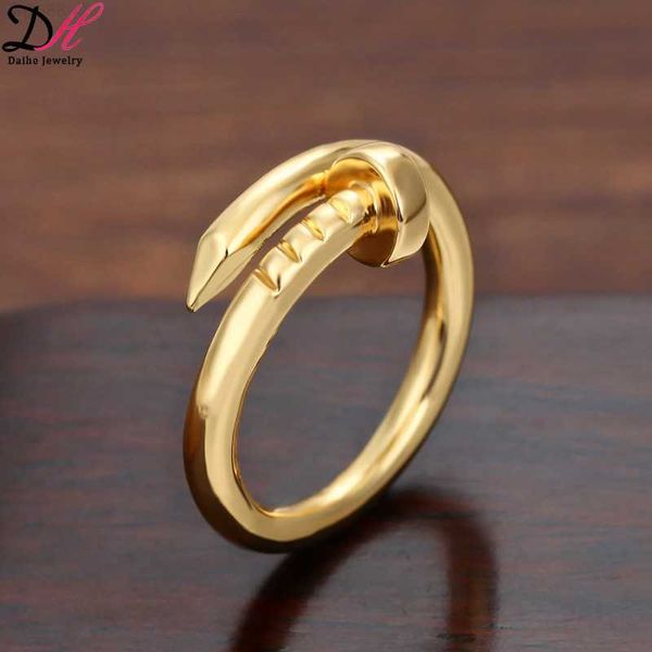 daihe 2023 fashion luxury women screw cz jewelry ring 18k gold plated adjustable nail ring, Silver
daihe 2023 fashion luxury women screw cz jewelry ring 18k gold plated adjustable nail ring, Silver