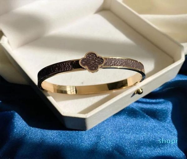 luxurys designers bracelet designer charm jewelry bangle women bracelet celebrity temperament versatile jewelrys bang8418786, Black
luxurys designers bracelet designer charm jewelry bangle women bracelet celebrity temperament versatile jewelrys bang8418786, Black