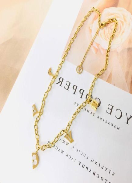 2022 fashionable 18k gold plated stainless steel necklaces choker flower letter pendant statement fashion womens necklace wedding 6387942, Silver
2022 fashionable 18k gold plated stainless steel necklaces choker flower letter pendant statement fashion womens necklace wedding 6387942, Silver