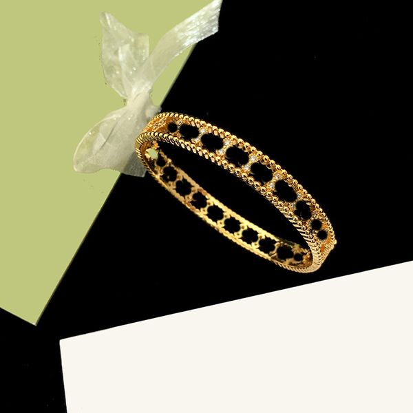 woman van bangle clover bracelets designer fashion luxury jewelry women chain bracelet woman 9622, Black
woman van bangle clover bracelets designer fashion luxury jewelry women chain bracelet woman 9622, Black