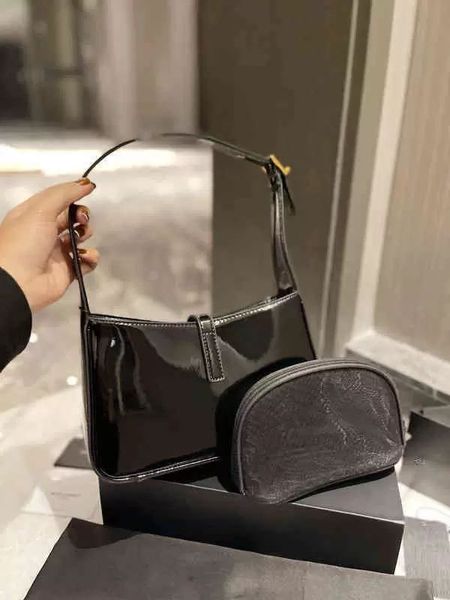 crossbody bags flaps underarm tote brand women black handbag shoulder leather designer female purses with cosmetic 2203, Black;red
crossbody bags flaps underarm tote brand women black handbag shoulder leather designer female purses with cosmetic 2203, Black;red