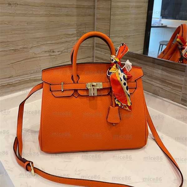 leather hm platinum wash shoulder bag women's men tote hobo crossbody handbags cosmetic bags luxury designer mylon wallet cases card po
leather hm platinum wash shoulder bag women's men tote hobo crossbody handbags cosmetic bags luxury designer mylon wallet cases card po