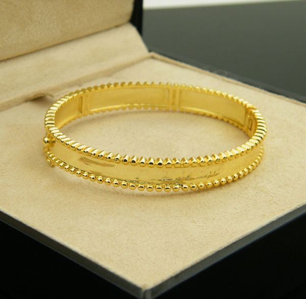 woman van bangle clover bracelets designer fashion luxury jewelry women high-quality gold chain bracelet woman 00ff, Black
woman van bangle clover bracelets designer fashion luxury jewelry women high-quality gold chain bracelet woman 00ff, Black