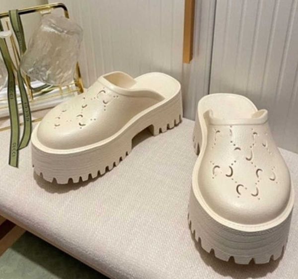 brand 2023 slippers men women designer sandals fashion brand transparent materials fashion brand mens womens beach flats shoes slippers, Black 
brand 2023 slippers men women designer sandals fashion brand transparent materials fashion brand mens womens beach flats shoes slippers, Black