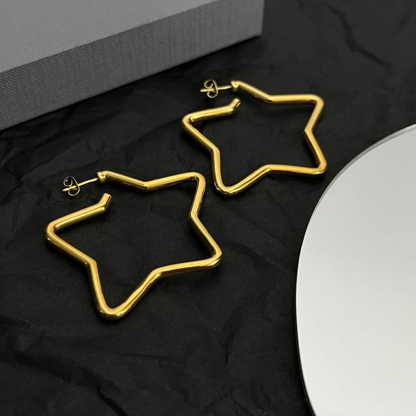 2023 luxury letter b stud women designer europe america style studs fashion balencaigaies couple personality earrings ab1f, Golden;silver
2023 luxury letter b stud women designer europe america style studs fashion balencaigaies couple personality earrings ab1f, Golden;silver