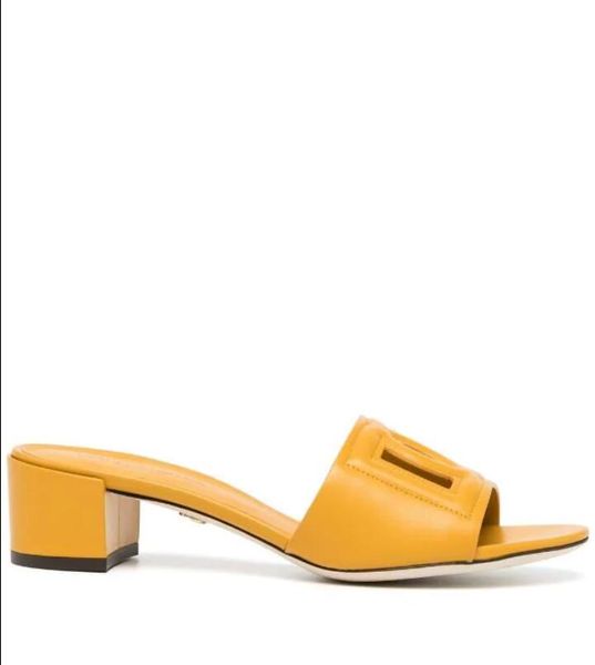 leather slipper cut-out logo-plaque block-heel sandals low heel slide sandal open toe slip on outdoor flats beach luxury designer with box 3, Black
leather slipper cut-out logo-plaque block-heel sandals low heel slide sandal open toe slip on outdoor flats beach luxury designer with box 3, Black