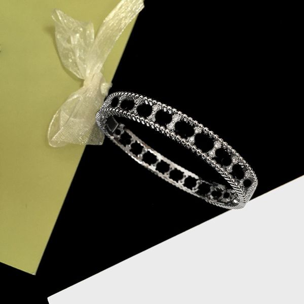 woman van bangle clover bracelets designer fashion luxury jewelry women high-quality chain bracelet woman, Black
woman van bangle clover bracelets designer fashion luxury jewelry women high-quality chain bracelet woman, Black