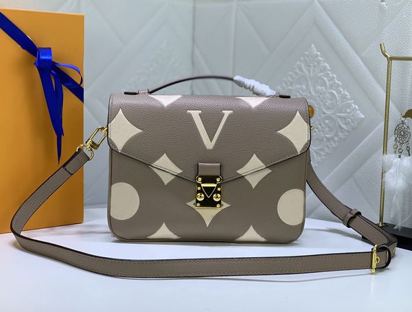 designer shoulder bag luxury womens handbags pochette totes quality embossed flower letters empreinte message bags ladies fashion s-lock cro
designer shoulder bag luxury womens handbags pochette totes quality embossed flower letters empreinte message bags ladies fashion s-lock cro