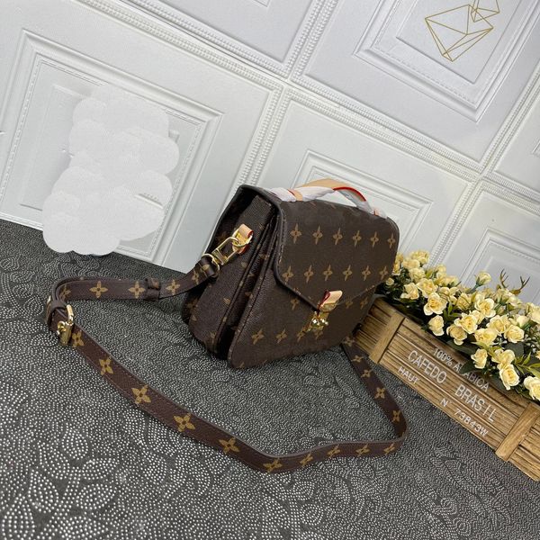 2023yy fashion design shoulder bag for brand women bags handbag handbags lady messenger luxury designers crossbody tote wallet
2023yy fashion design shoulder bag for brand women bags handbag handbags lady messenger luxury designers crossbody tote wallet