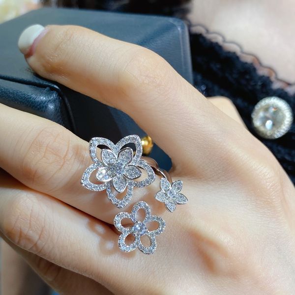 love ring designer rings for women/men carti ring wedding gold band luxury jewelry accessories titanium steel gold-plated never fade not all, Golden;silver
love ring designer rings for women/men carti ring wedding gold band luxury jewelry accessories titanium steel gold-plated never fade not all, Golden;silver