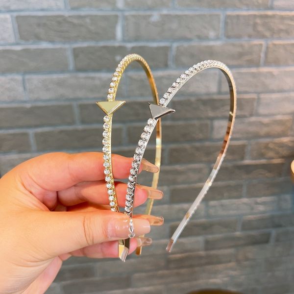 classic luxury stainless steel 18k gold plated inverted triangle headband womens fashion letter headband headwear party outdoor party gift w, Silver
classic luxury stainless steel 18k gold plated inverted triangle headband womens fashion letter headband headwear party outdoor party gift w, Silver