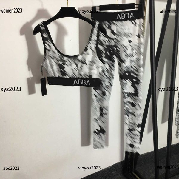 designer tracksuits fashion women yoga set size s-l 2pcs graffiti letter printed camisole and stretchy slimming leggings may09, Gray
designer tracksuits fashion women yoga set size s-l 2pcs graffiti letter printed camisole and stretchy slimming leggings may09, Gray