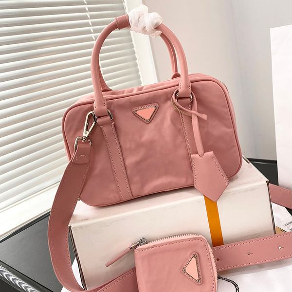 fashion designer cosmetic bag toiletry pouch cosmetic nice makeup bag cases women toiletry black nylon bag travel bags clutch handbags purse
fashion designer cosmetic bag toiletry pouch cosmetic nice makeup bag cases women toiletry black nylon bag travel bags clutch handbags purse