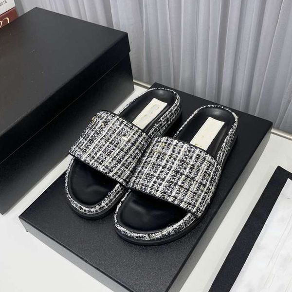 r outdoor beach shoes channel women cc classic flop sandals summer slides fashion slippers z51
r outdoor beach shoes channel women cc classic flop sandals summer slides fashion slippers z51