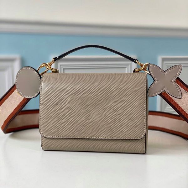 designer crossbody bag genuine leather flap bag 23cm luxury shoulder bag delicate knockoff handbag with box yl066
designer crossbody bag genuine leather flap bag 23cm luxury shoulder bag delicate knockoff handbag with box yl066