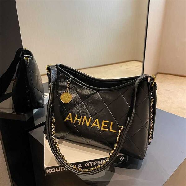 50% off 2023 fashion hand autumn and winter retro niche design new women's popular cross body one shoulder underarm bucket bag
50% off 2023 fashion hand autumn and winter retro niche design new women's popular cross body one shoulder underarm bucket bag