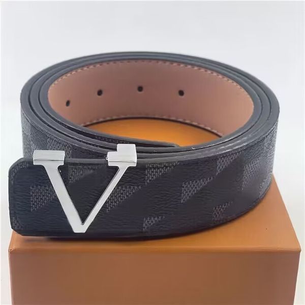 designer womens belt luxurys woman belts inlaid diamond pearl bronze metal buckle sports leisure fashion women waistband delivery width3.8cm, Black;brown
designer womens belt luxurys woman belts inlaid diamond pearl bronze metal buckle sports leisure fashion women waistband delivery width3.8cm, Black;brown