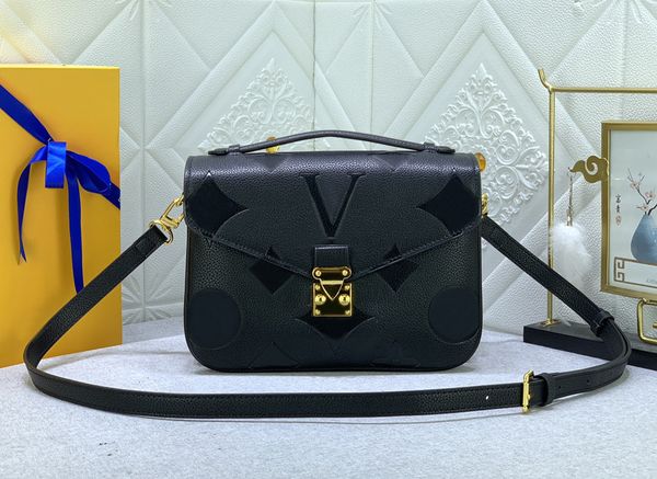 designer shoulder bag luxury womens handbags pochette totes quality flower letter empreinte message bags ladies fashion leopard print crossb
designer shoulder bag luxury womens handbags pochette totes quality flower letter empreinte message bags ladies fashion leopard print crossb