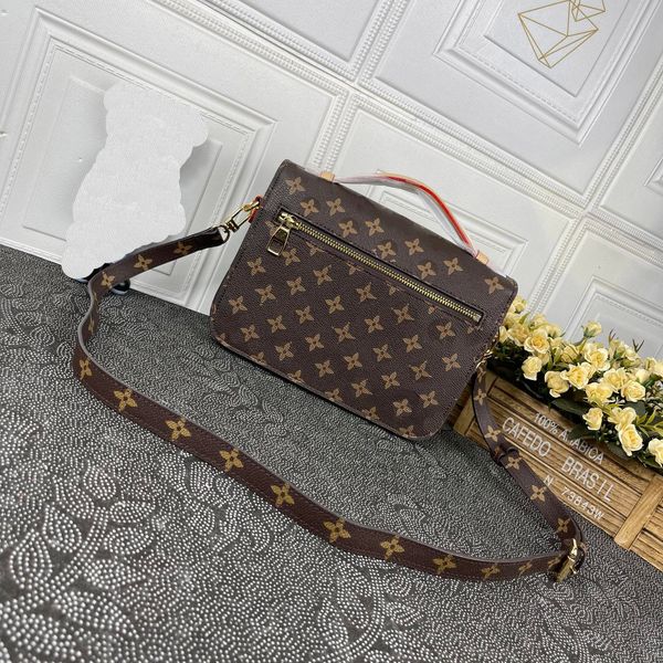 fashion design shoulder bag for brand women bags handbag handbags lady messenger luxury designers crossbody tote wallet
fashion design shoulder bag for brand women bags handbag handbags lady messenger luxury designers crossbody tote wallet