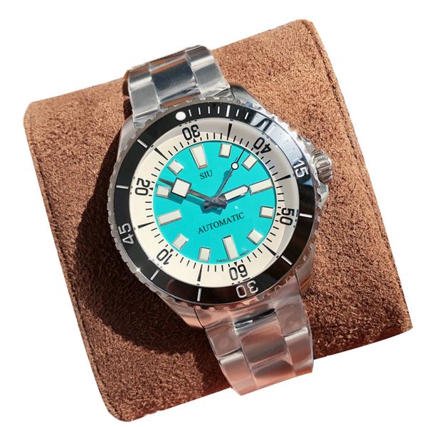 2023 designer men's watch 1884 automatic mechanical movement super luminous light blue dial sports rubber belt folding buckle 46mm wris, Slivery;brown
2023 designer men's watch 1884 automatic mechanical movement super luminous light blue dial sports rubber belt folding buckle 46mm wris, Slivery;brown